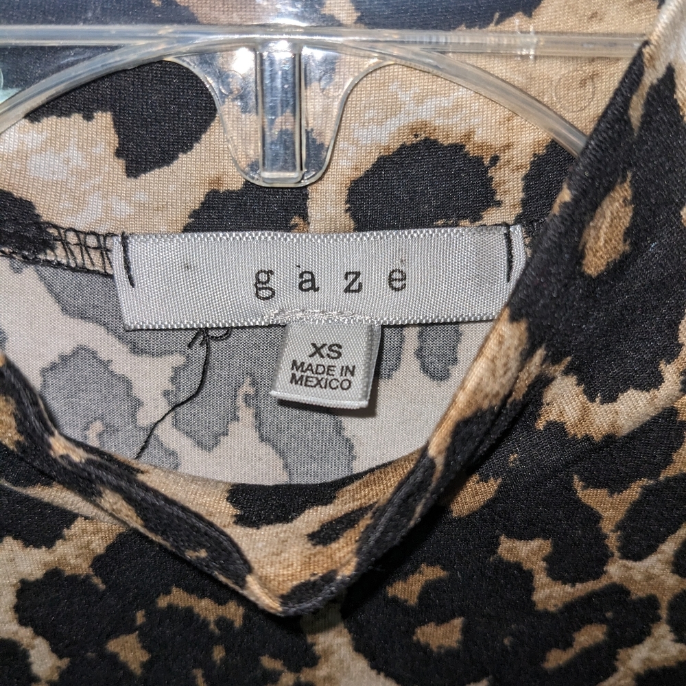 XS Leopard Long Sleeve Turtleneck - Picture 2 of 4
